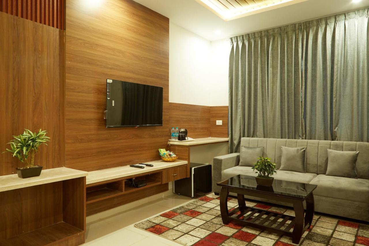 Vovo Premier Hotel Bengaluru Zewnętrze zdjęcie