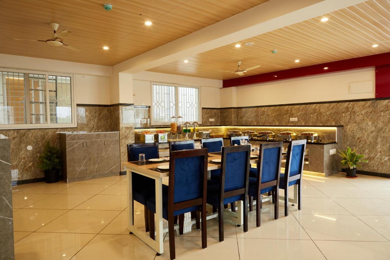 Vovo Premier Hotel Bengaluru Zewnętrze zdjęcie