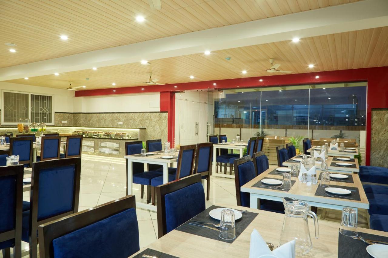 Vovo Premier Hotel Bengaluru Zewnętrze zdjęcie